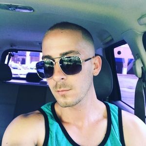 Meet your Posher, Norberto